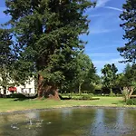 Le Manoir De Bellerive فندق 4*