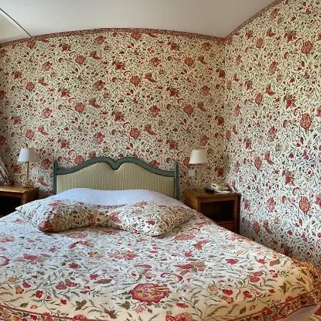 Le Manoir De Bellerive 4*