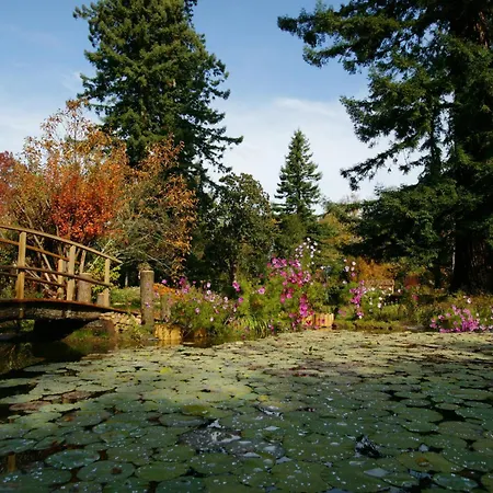 Le Manoir De Bellerive Hotel