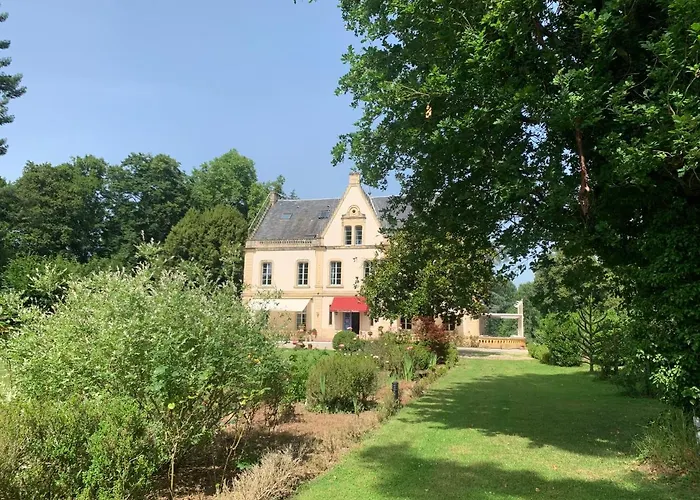 Le Manoir De Bellerive فندق
