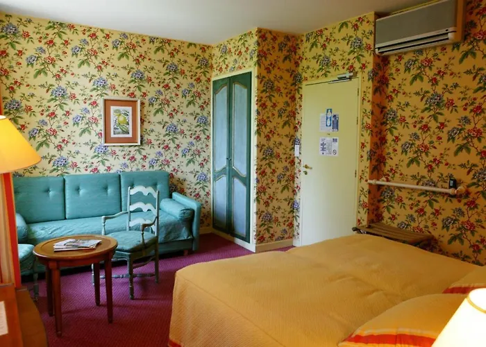 Le Manoir De Bellerive فندق Le Buisson-de-Cadouin